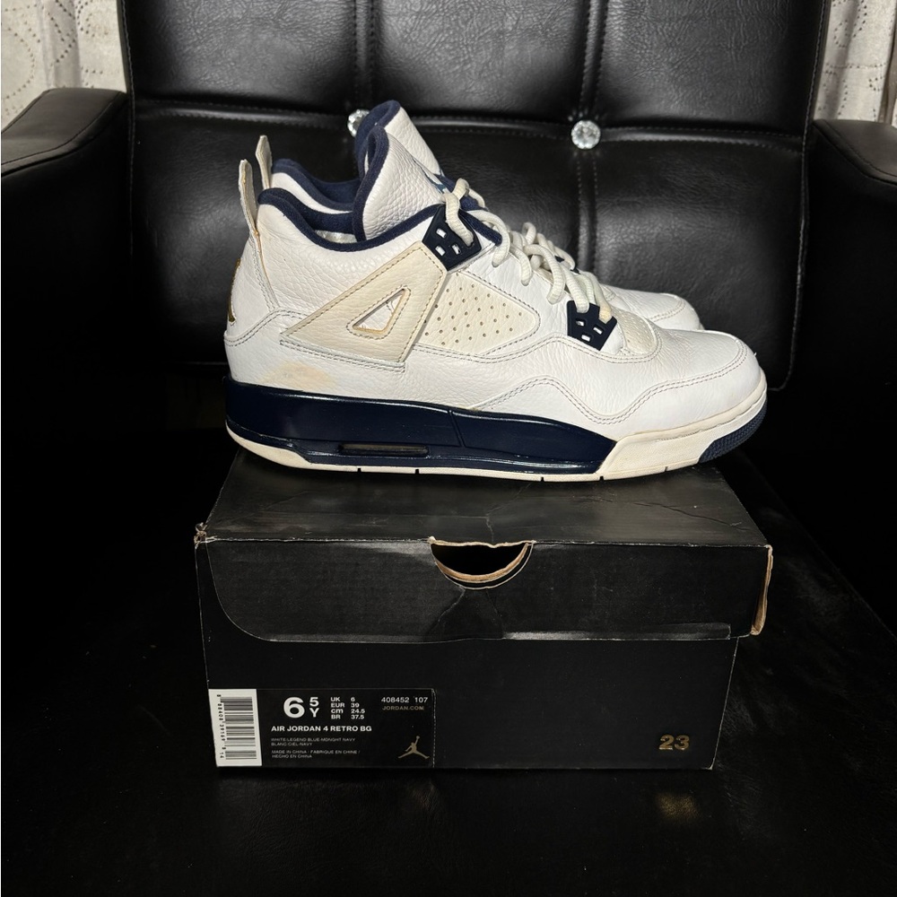 Jordan Retro 4 Legend Blue